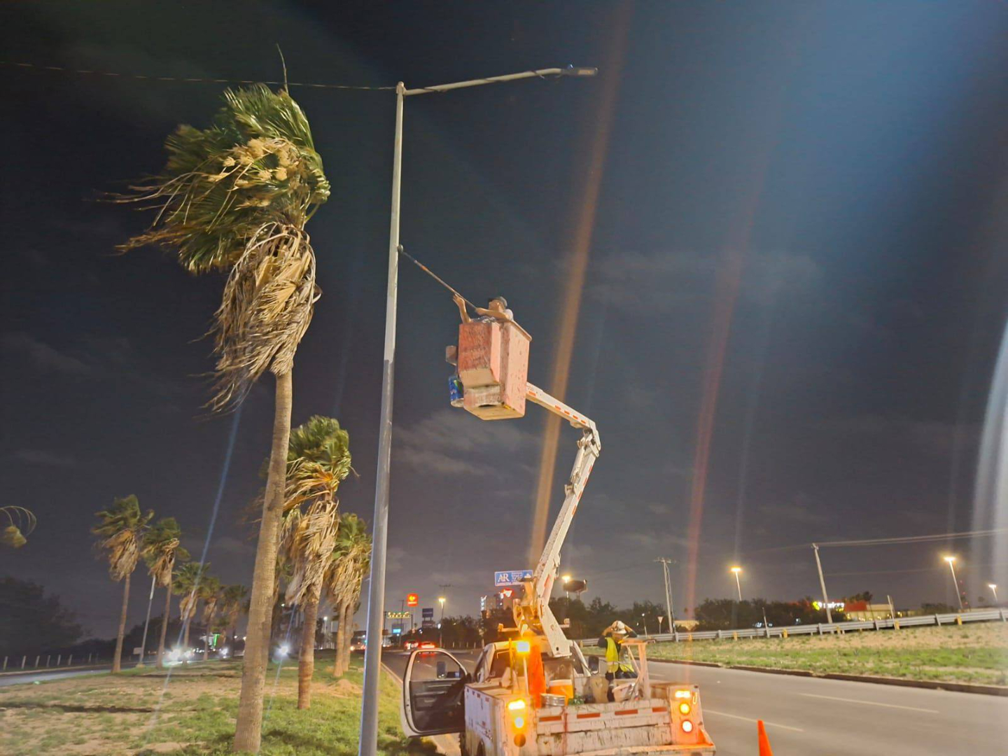 Trabajan cuadrillas del Ayuntamiento de Reynosa bajo medidas de prevención