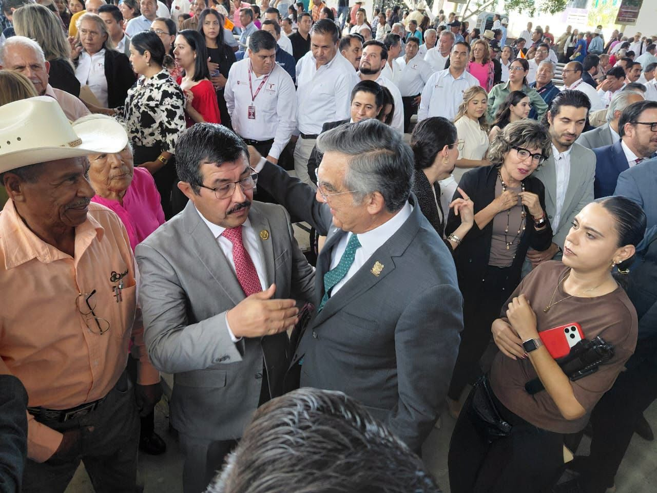 En Llera, reconoce Américo esfuerzo coordinado de ganaderos contra el gusano barrenador