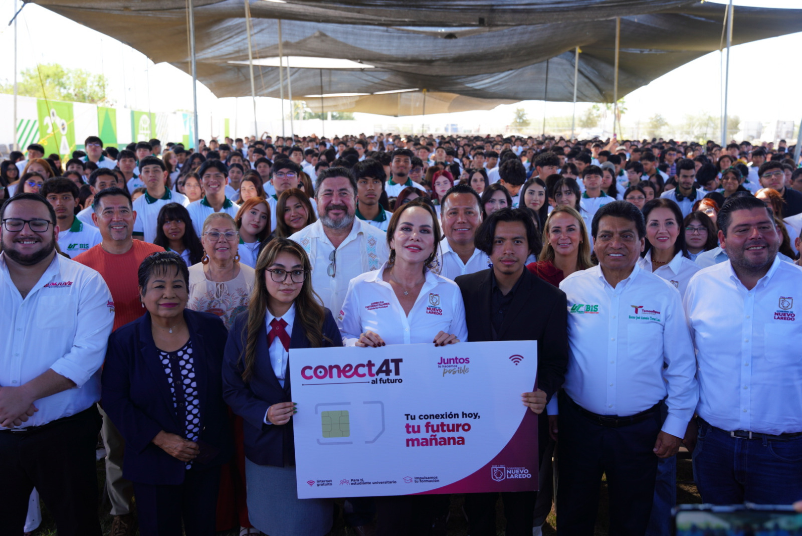 LLEVA CARMEN LILIA CANTUROSAS PROGRAMA DE CONECTIVIDAD MÓVIL GRATIS A ESTUDIANTES DE LA UT Y UPN