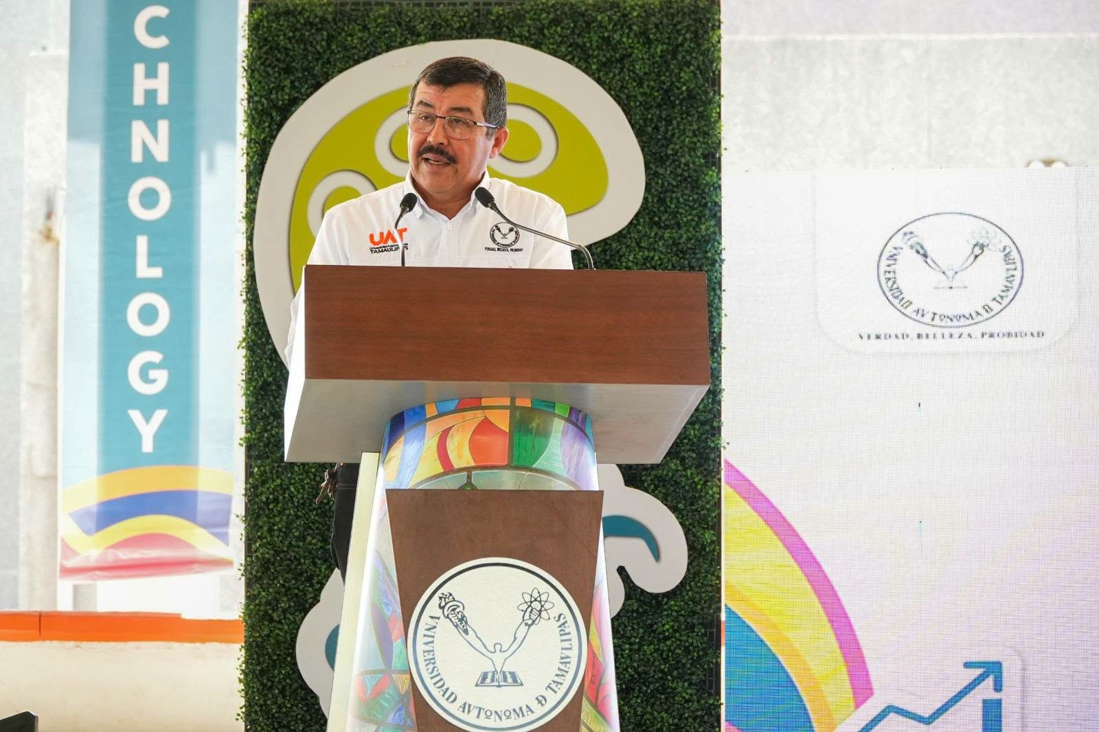 Inaugura el rector Dámaso Anaya campamento científico infantil de la UAT en el Campus Victoria