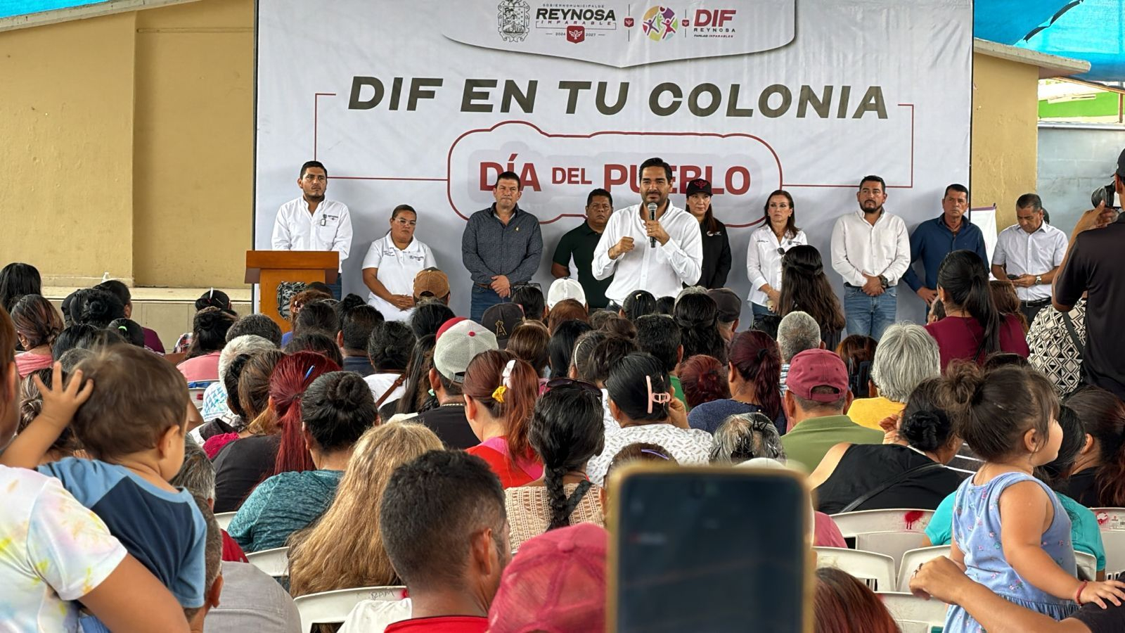 Carlos Peña lleva brigada de servicios y programas sociales a colonias de Reynosa
