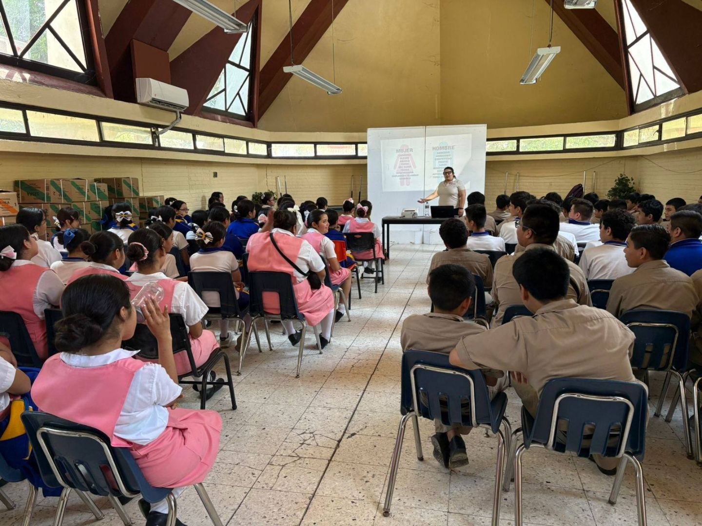 AVANZA CAMPAÑA DE INMUJER #SINMIEDOACONTARLO EN EL SECTOR EDUCATIVO MUNICIPAL