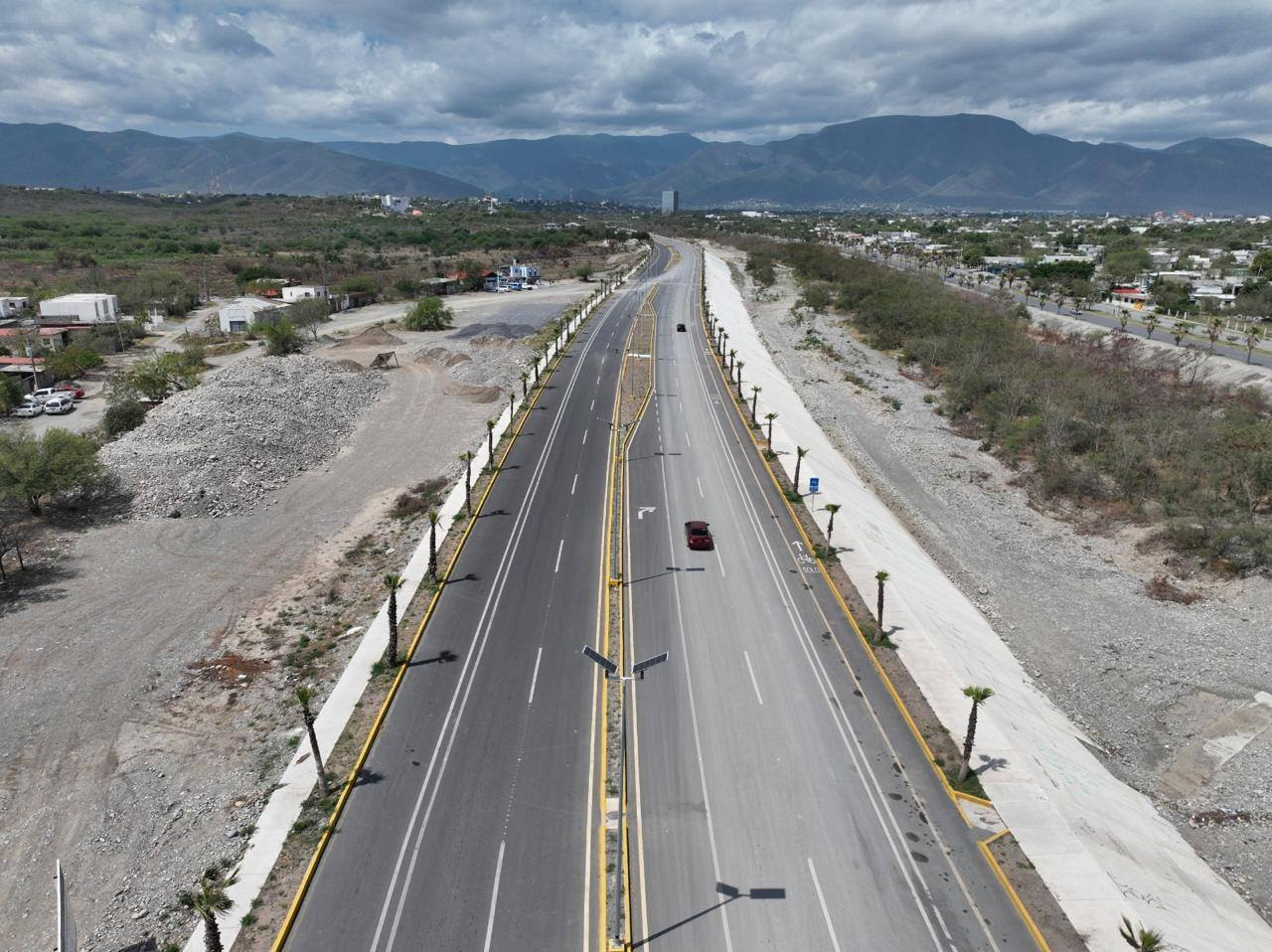 Avanza Gobierno de Tamaulipas en obras estratégicas de movilidad para la capital