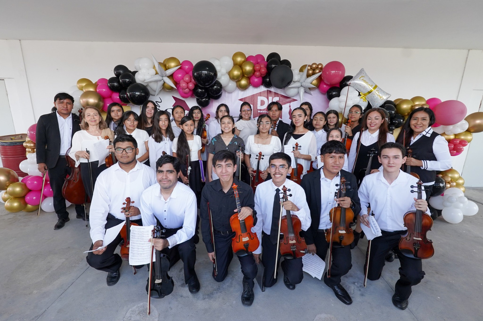 SISTEMA DIF IMPULSAN EL TALENTO DE 230 ESTUDIANTES EN EL RECITAL DE LA ESCUELA DE MÚSICA