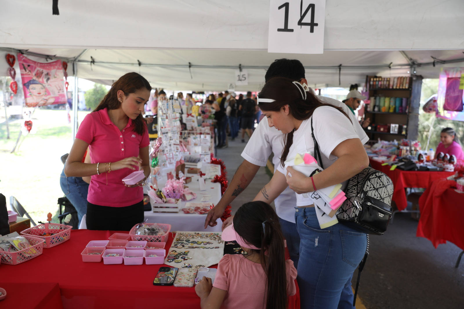 GOBIERNO MUNICIPAL INVITA AL BAZAR DE SAN VALENTÍN EN PLAZA ZARAGOZA