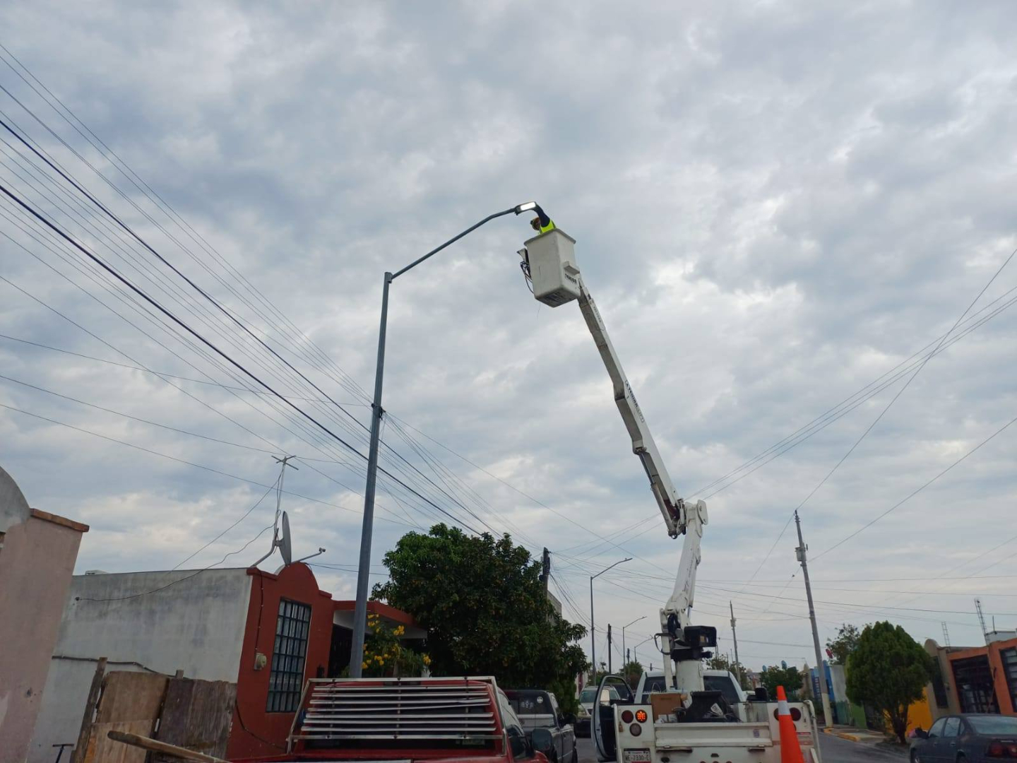 Informó el Alcalde de Reynosa sobre avances en rehabilitación de alumbrado