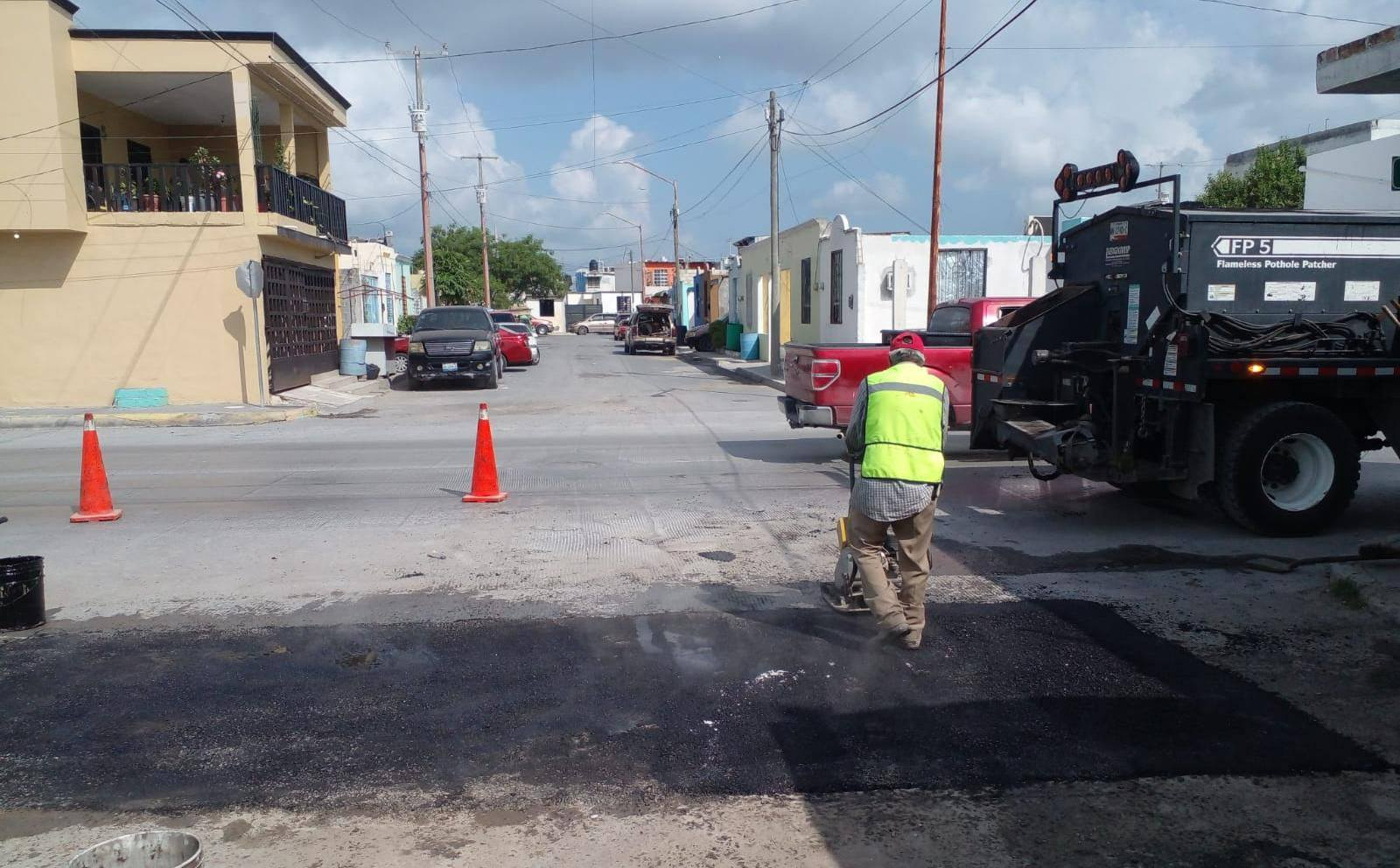 Avanza campaña intensiva de bacheo del Gobierno de Carlos Peña Ortiz en Reynosa