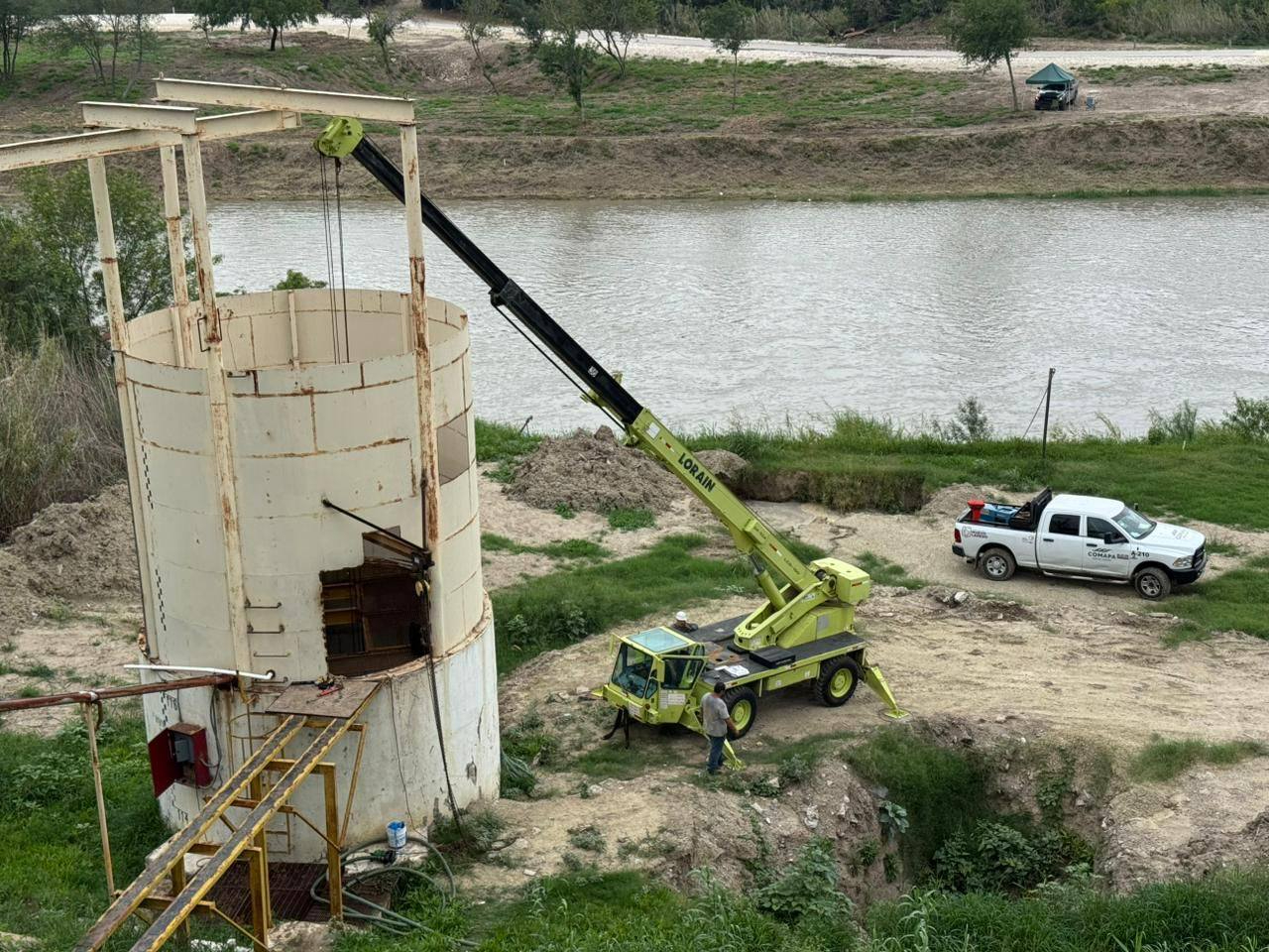 AVANZAN TRABAJOS DE COMAPA PARA RESTABLECER SERVICIO DE AGUA POTABLE