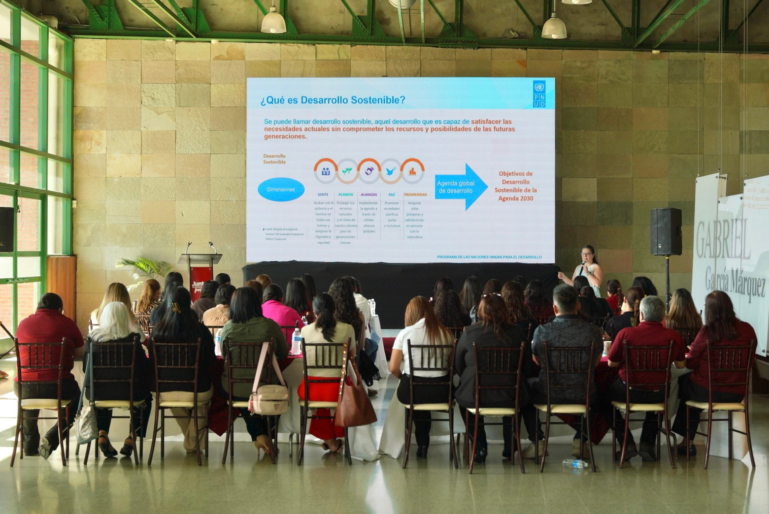 PROGRAMA DE LAS NACIONES UNIDAS PARA EL DESARROLLO CAPACITA A FUNCIONARIOS DEL GOBIERNO MUNICIPAL PARA FORTALECER