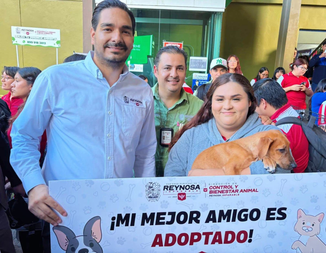 Promueve Carlos Peña Ortiz adopción de perros y gatos sin hogar