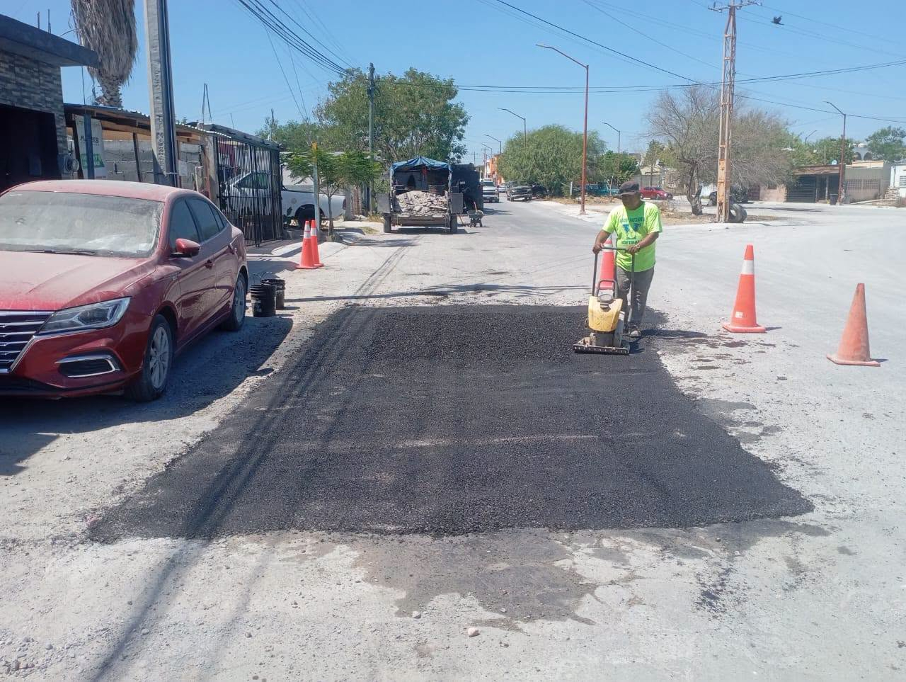 Intensifica Alcalde Carlos Peña Ortiz programa de bacheo