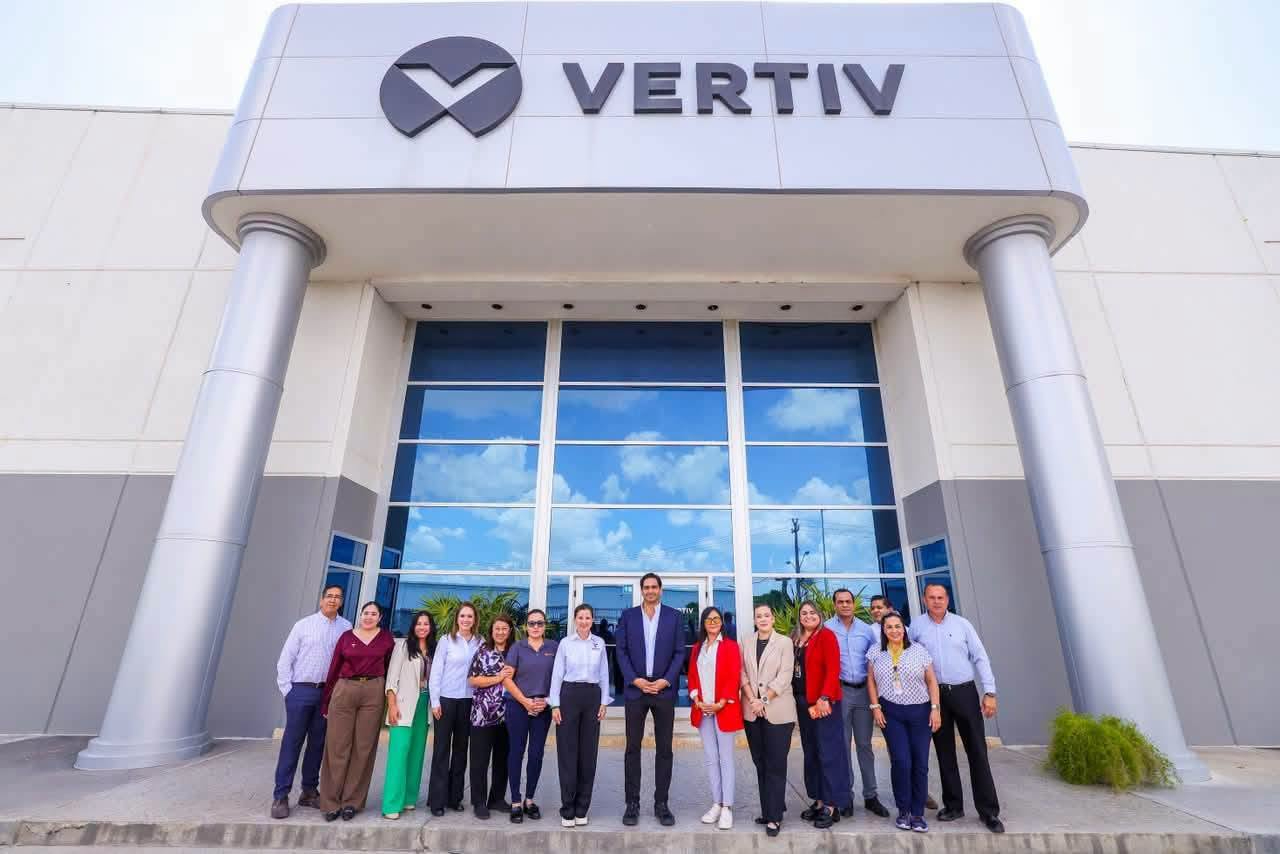 Participó el Presidente Carlos Peña Ortiz en reunión de trabajo de Planta Vertiv Reynosa