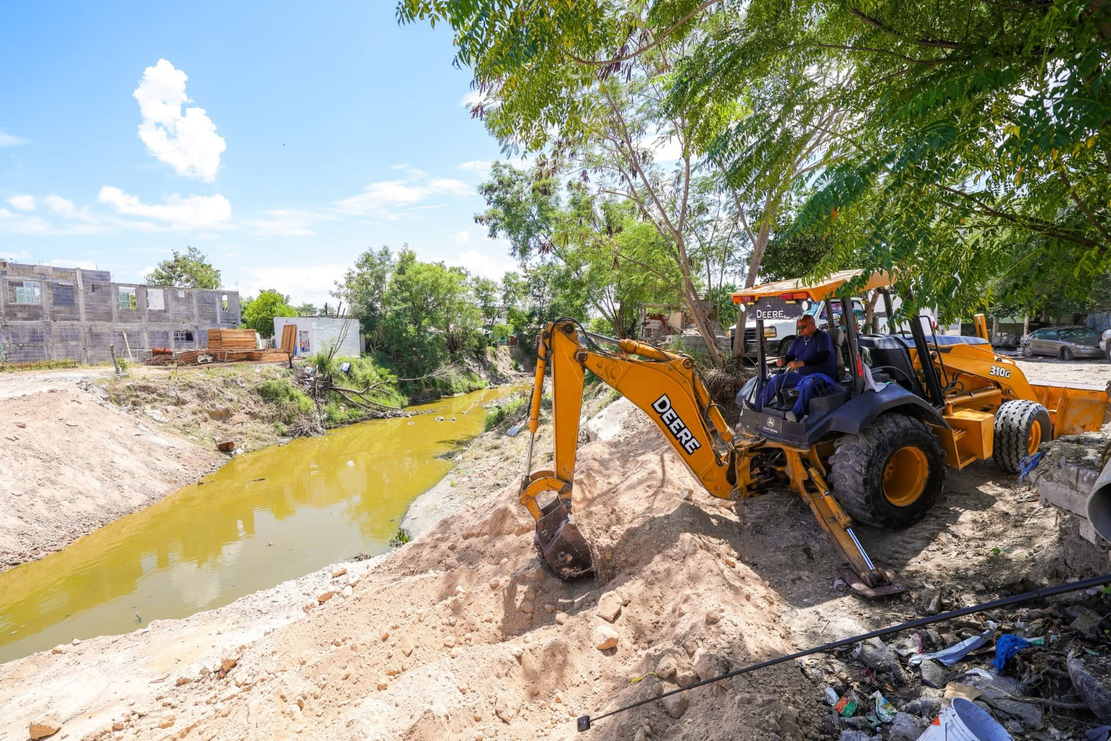 Supervisó Carlos Peña Ortiz rehabilitación de puente en colonia Renacimiento; mejorará conectividad