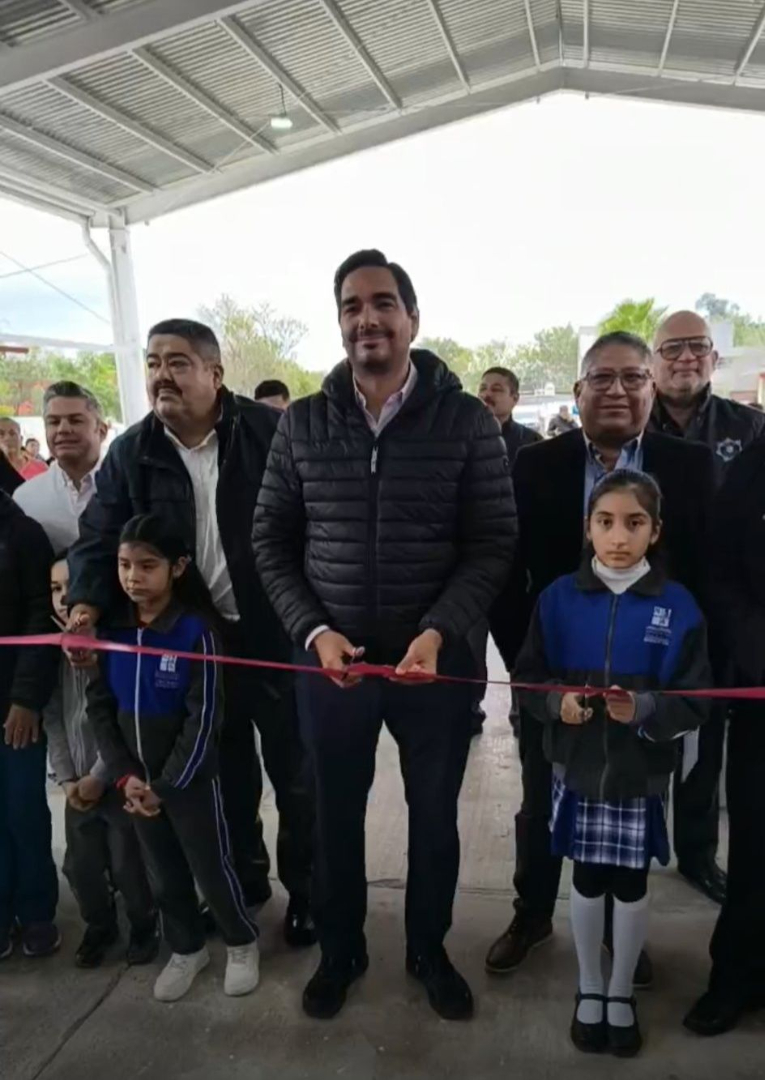 Impulsa Carlos Peña Ortiz mejores espacios para la educación en Reynosa