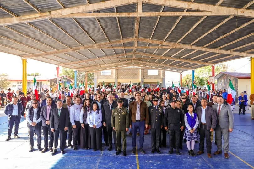 Conmemoró escuela Escudo Nacional el Día de la Bandera con Alcalde de Reynosa