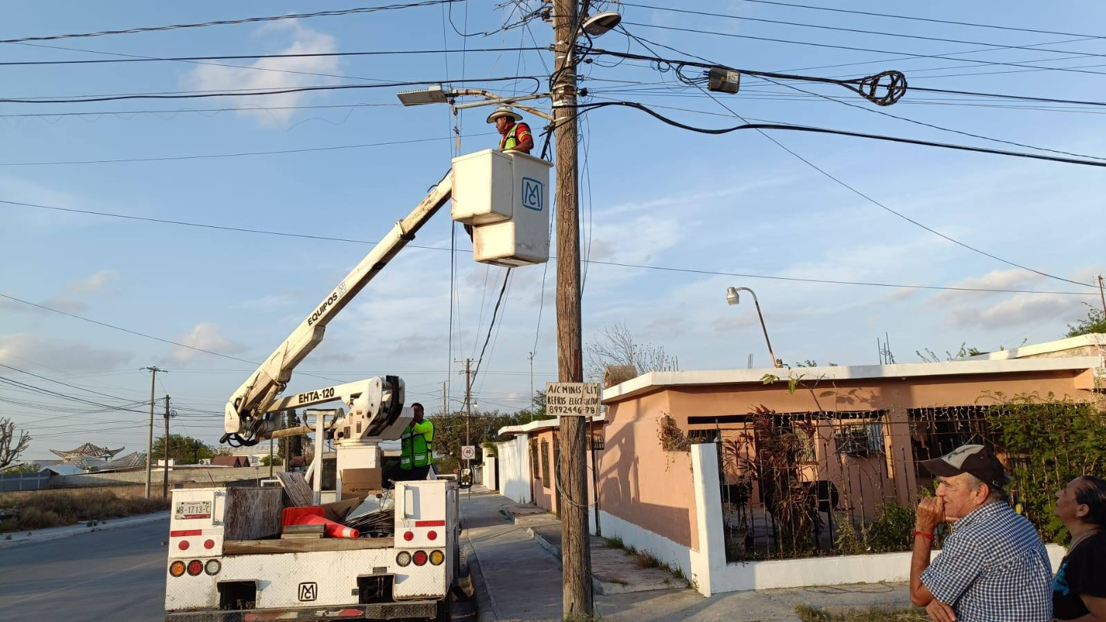 Rehabilita Gobierno de Reynosa alumbrado público en toda la ciudad