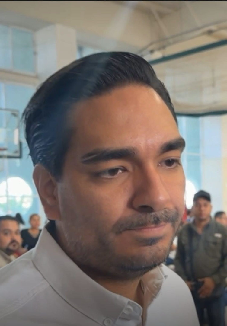 Carlos Peña llama a cuidar el consumo de energía para evitar afectaciones en servicios públicos
