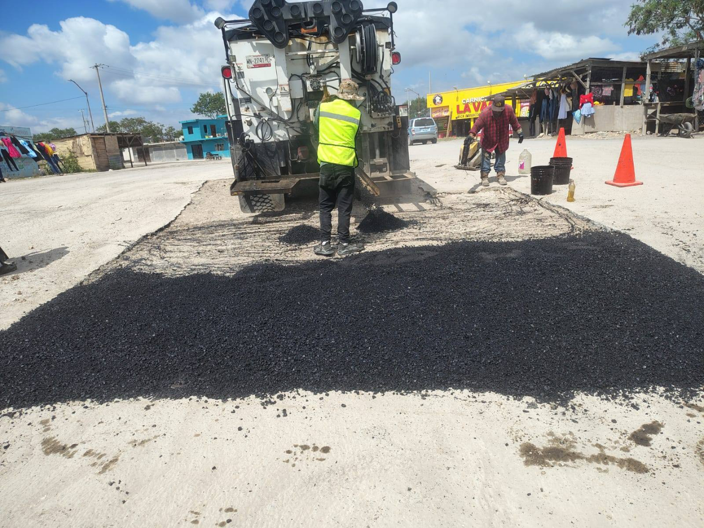Avanza bacheo del Gobierno de Reynosa en cuatro colonias