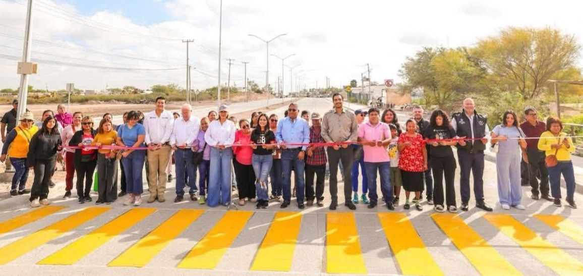 Carlos Peña Ortiz entrega obra de pavimentación que conecta a Nuevo México y Puerta Sur