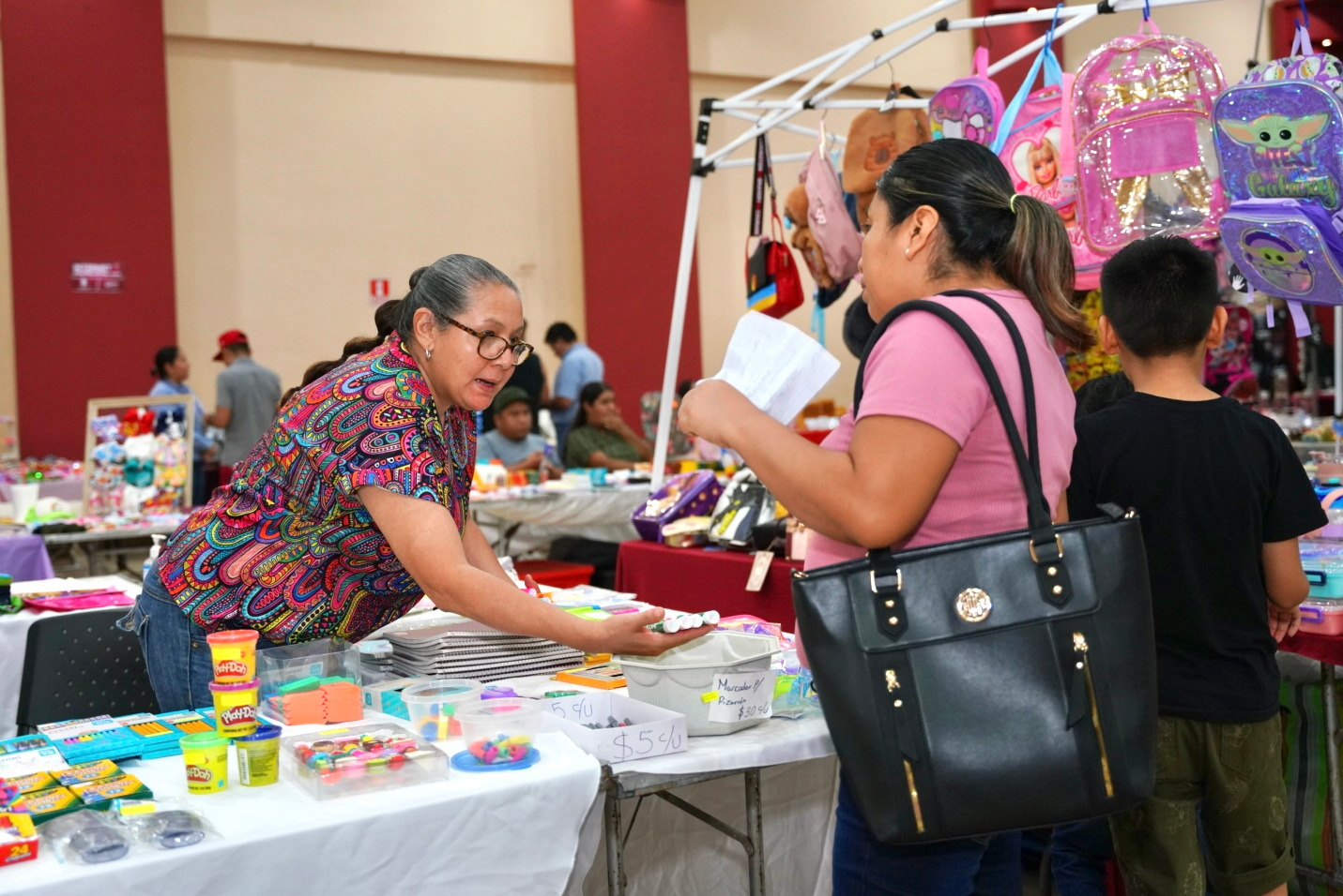 INVITAN A FAMILIAS AL BAZAR DE REGRESO A CLASES EN EL PARQUE VIVEROS