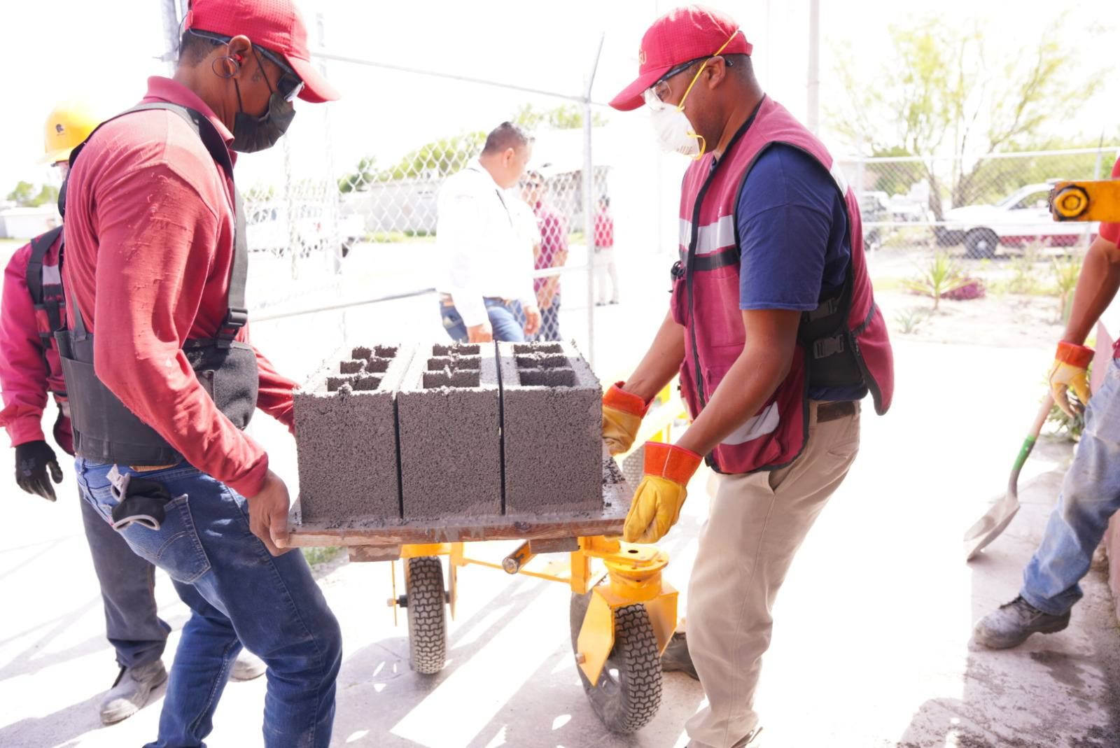 GOBIERNO MUNICIPAL ACERCA PROGRAMAS DE VIVIENDA Y MEJORAMIENTO PARA FAMILIAS DE NUEVO LAREDO