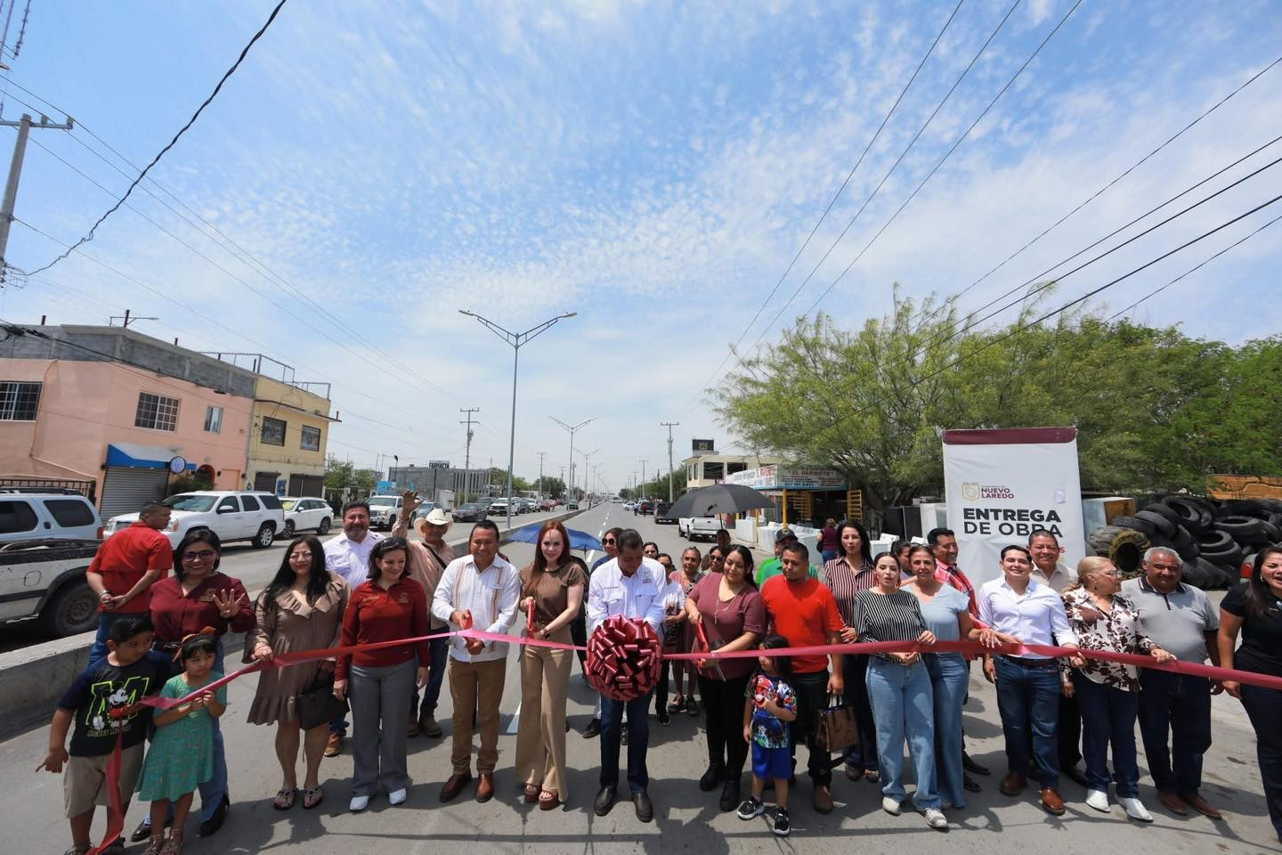 ENTREGA PRESIDENTA MUNICIPAL CALLES DIGNAS AL PONIENTE DE LA CIUDAD