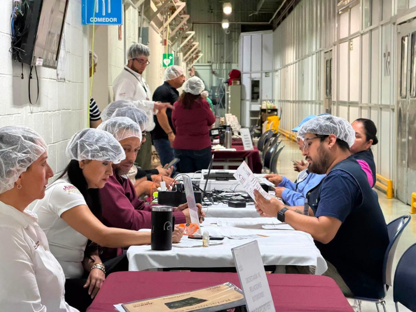 GOBIERNO MUNICIPAL ACERCA SERVICIOS Y PROGRAMAS A TRABAJADORES CON "BRIGADA EN TU EMPRESA"