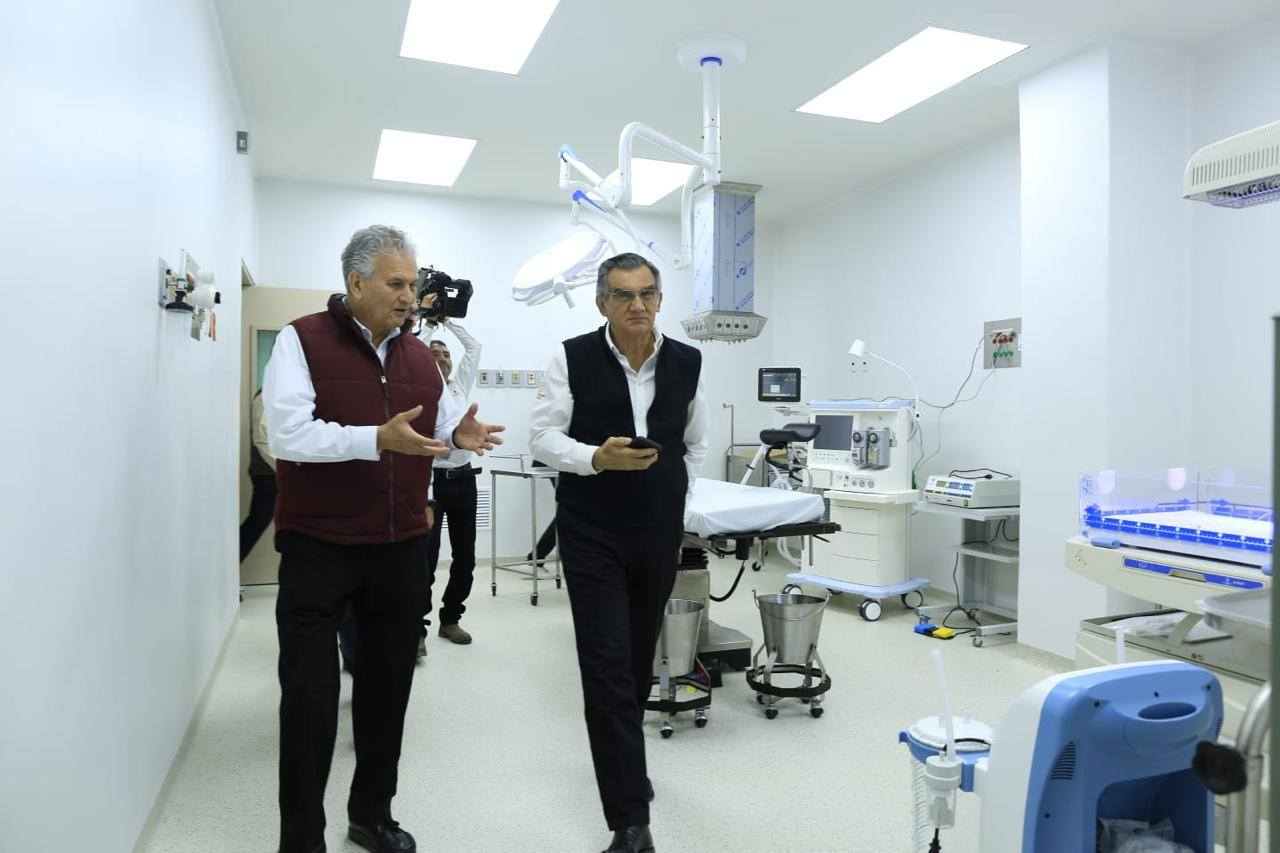 Supervisa Américo Villarreal avance y equipamiento del nuevo Hospital General de Ciudad Madero
