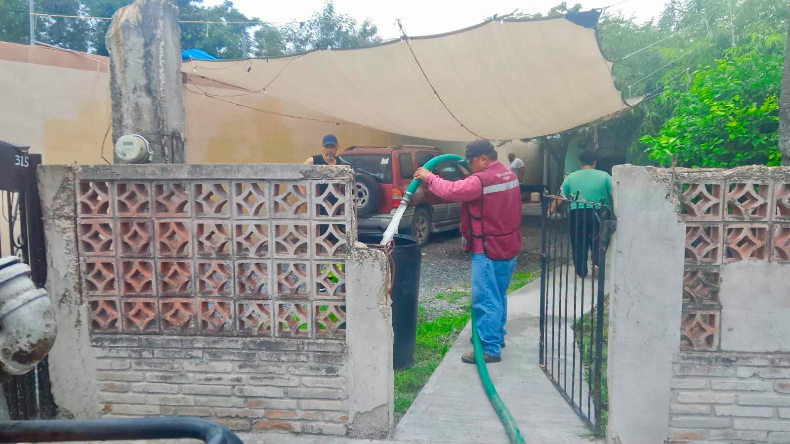 Gestionó Carlos Peña Ortiz solución al desabasto de agua y ordenó entrega inmediata en pipas