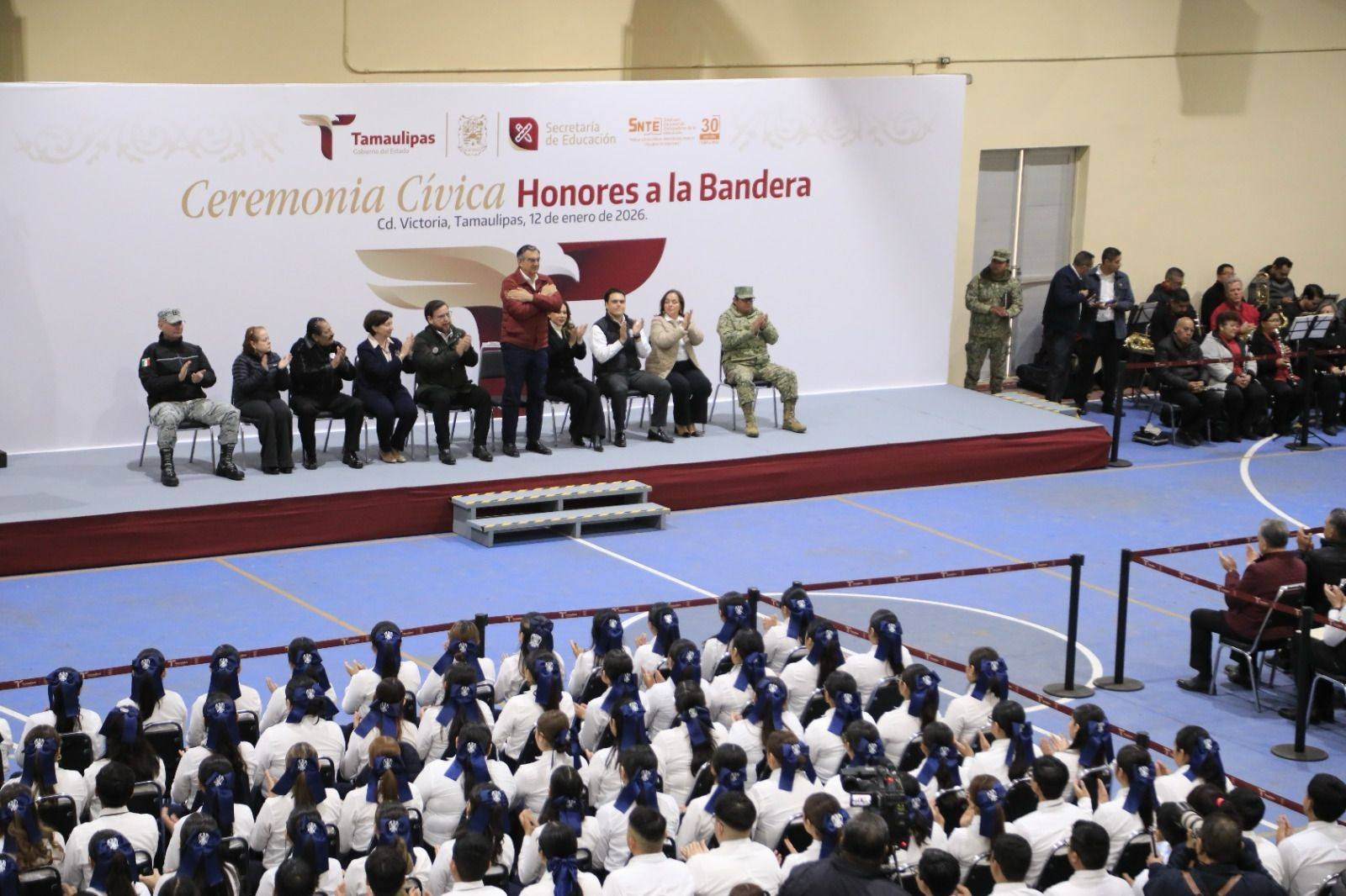 Reconoce Américo importancia de las y los maestros en la formación de una sociedad más humana